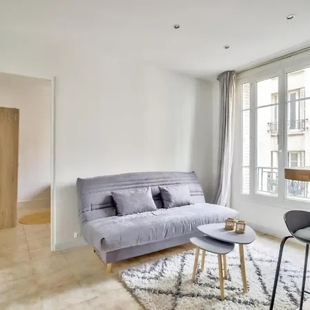 Flat Jules Joffrin Station And Clignancourt Paris